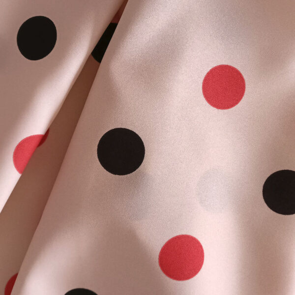 STRECH ESTAMPADO LUNARES DE 35MM BEIGE CON ROJO Y NEGRO - Imagen 6