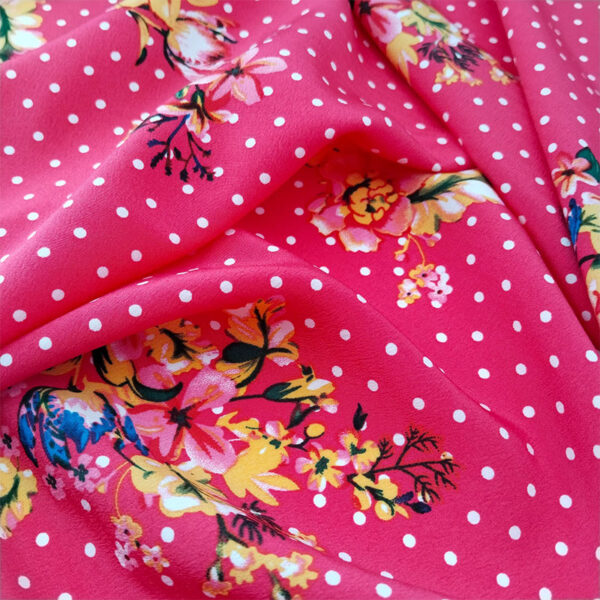 creppe estampado con mucha caída en lunares y flores