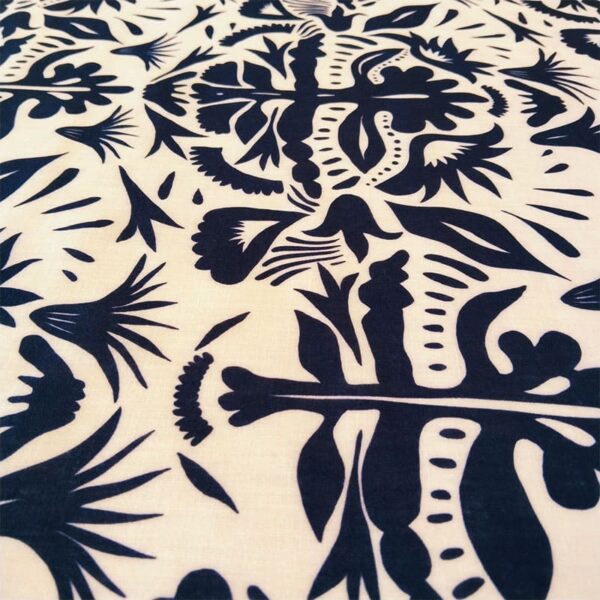 LINO ESTAMPADO ETNICO BEIGE Y NEGRO