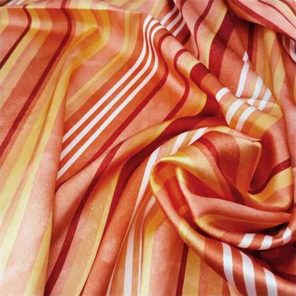 SATEN ESTAMPADO RAYAS TONOS NARANJAS