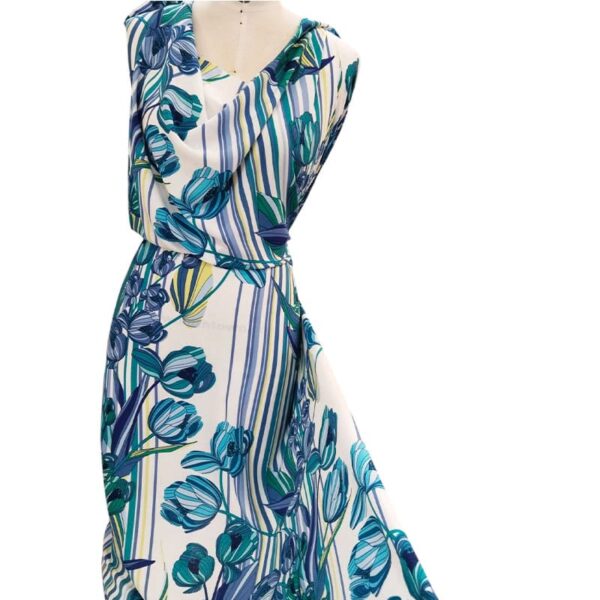 ESTAMPADO FLORAL AZUL