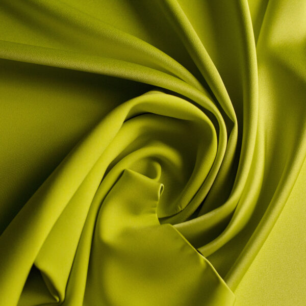 CREPÉ SATEN SPANDEX VERDE LIMA - Imagen 2